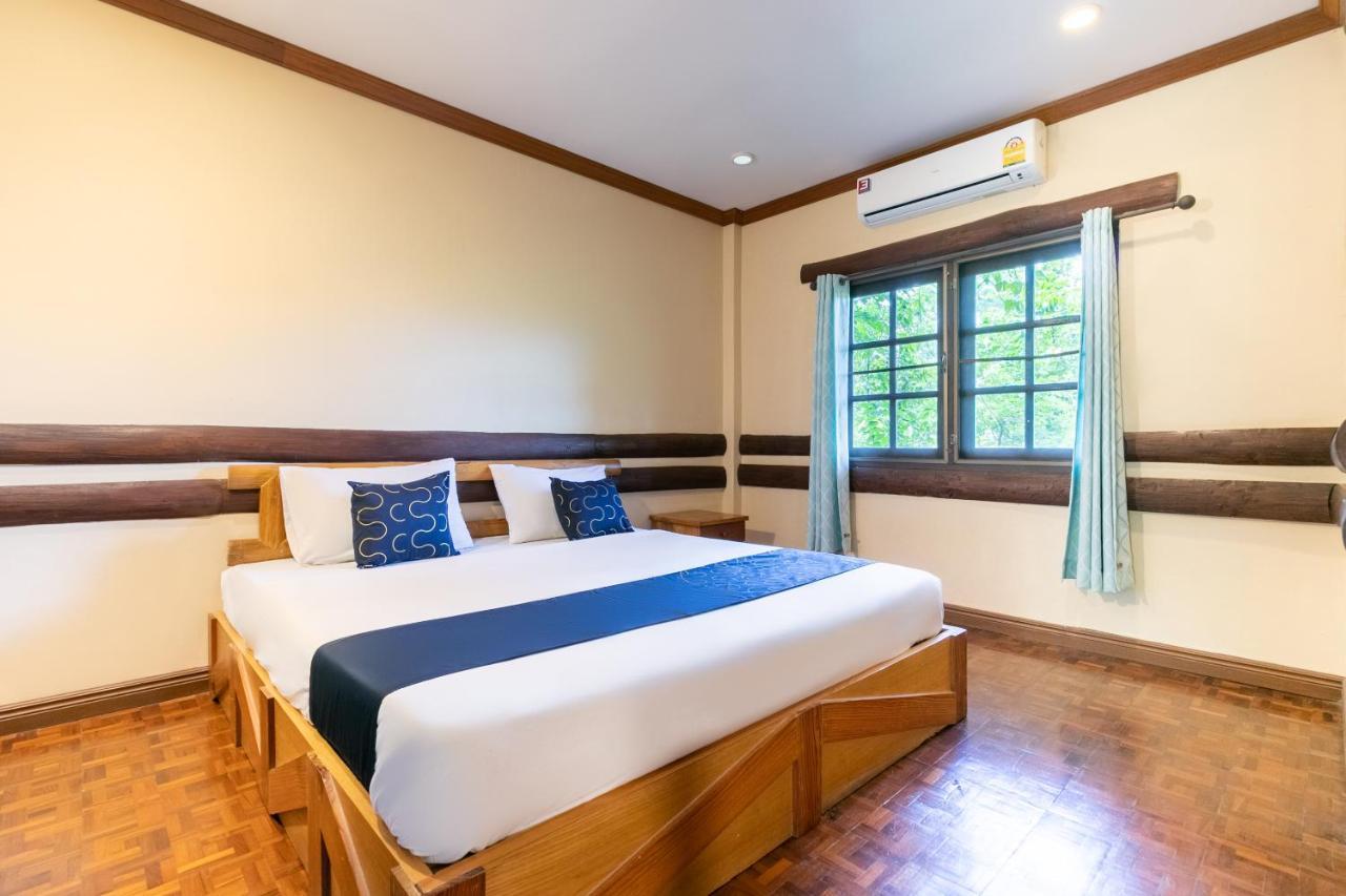 Capital O 1110 Khaoyai Cowboy City Resort Mu Si Exterior photo